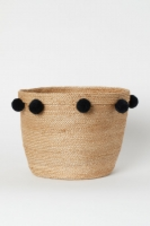  Cesta con pompones 5.99 €