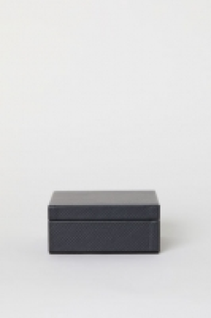  Caja pequeña con tapa 8.99 €