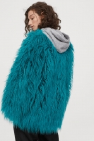  Chaqueta en pelo sintético 55.99 €