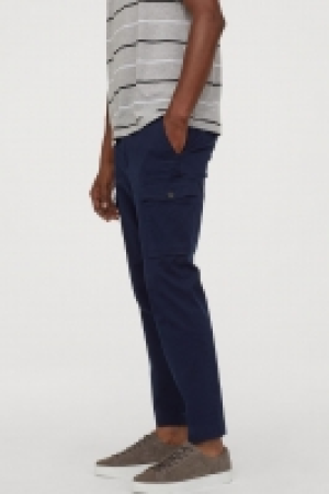  Pantalón cargo Slim Fit 17.99 €