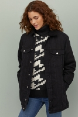 HM   Chaqueta vaquera con peluche