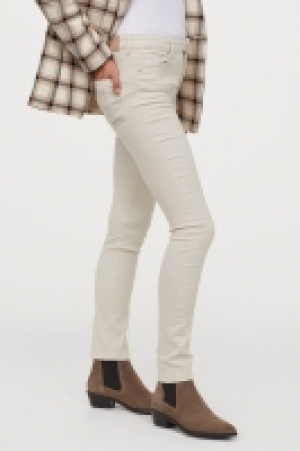  Skinny Regular Jeans 11.99 €