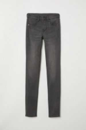  Pantalón superelástico 13.99 €