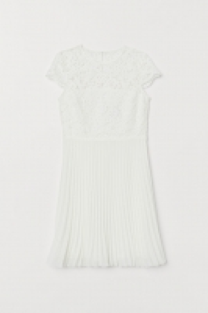  Vestido plisado de encaje 27.99 €
