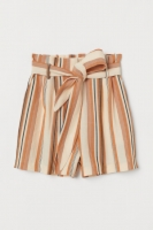  Pantalón corto paper bag 12.99 €