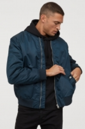  Cazadora bomber de nailon 34.99 €