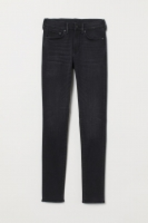  Skinny Jeans 17.99 €