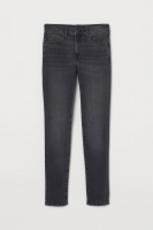  Skinny Jeans 14.99 €