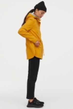  Parka corta de algodón 11.99 €