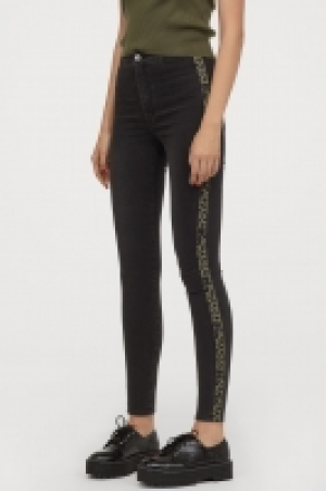  Skinny High Ankle Jeans 14.99 €