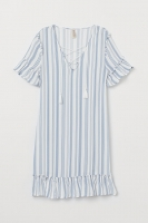  Vestido con lazada 17.99 €