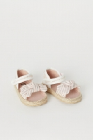  Sandalias 8.99 €