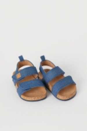  Sandalias 10.99 €