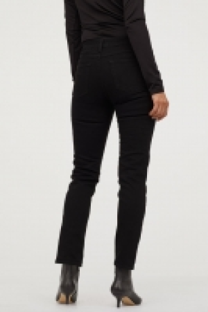  Slim Ankle Jeans 23.99 €