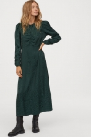  Vestido en tejido de jacquard 20.99 €
