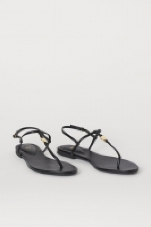  Sandalias 12.99 €