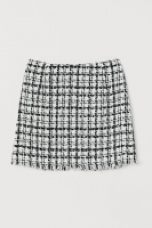  Falda en tejido de jacquard 14.99 €