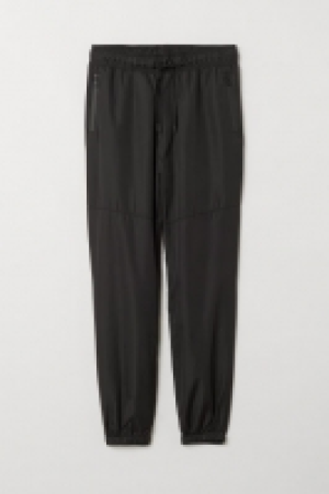  Joggers 13.99 €