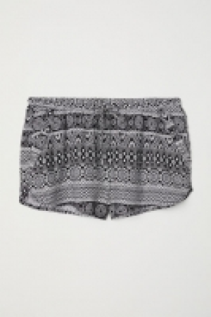 Pantalón corto de viscosa 6.99 €