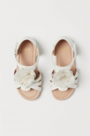  Sandalias con rosas de tul 9.99 €