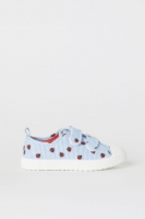  Zapatillas deportivas de lona 6.99 €