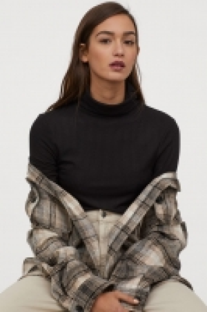  Jersey de cuello alto 8.99 €