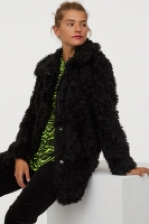  Chaqueta en pelo sintético 34.99 €