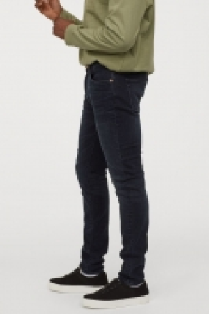  Skinny Jeans 16.99 €