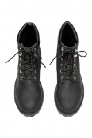 HM   Botas con forro en peluche