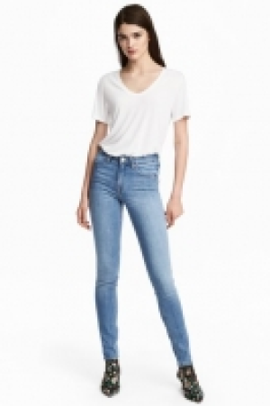  Skinny Regular Jeans 14.99 €