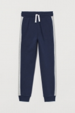  Joggers 10.99 €