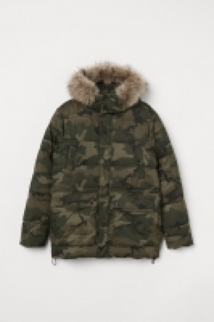  Chaqueta acolchada con capucha 47.99 €