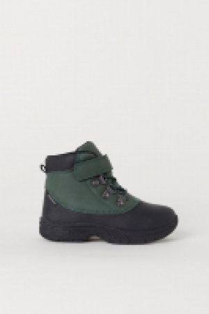  Deportivas impermeables 25.99 €