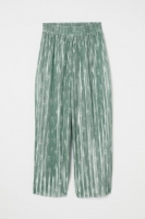  Pantalón plisado 11.99 €