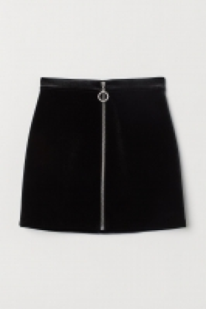  Falda de terciopelo 11.99 €