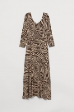 Vestido con escote bailarina 15.99 €