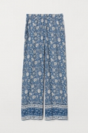 Pantalón amplio sin cierre 11.99 €