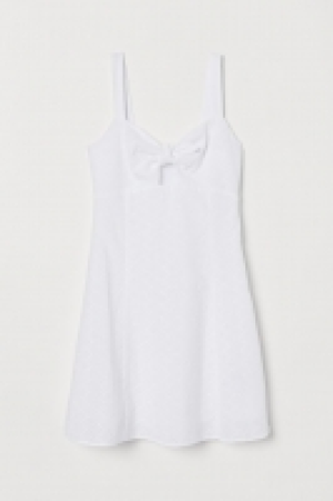 Vestido con bordado inglés 15.99 €