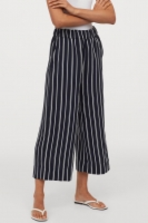Pantalón tobillero sin cierre 8.99 €