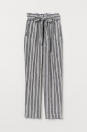 Pantalón abullonado con lino 17.99 €