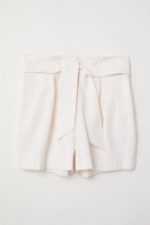 Pantalón corto de vestir 14.99 €