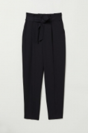 Pantalón abullonado 34.99 €