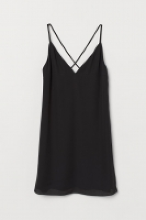 Vestido lencero escote en V 20.99 €