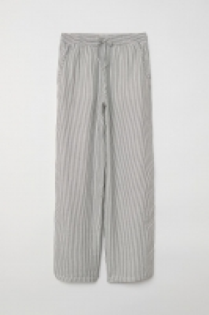 Pantalón amplio sin cierre 20.99 €