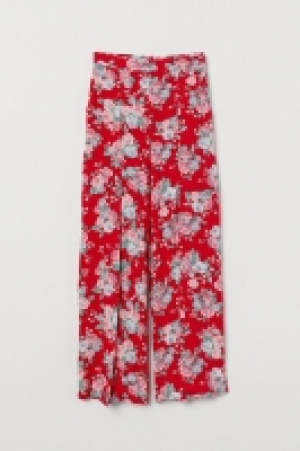 Pantalón con aberturas 12.99 €