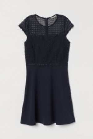 Vestido con mangas japonesas 14.99 €
