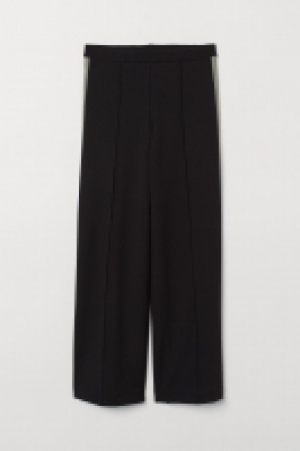Pantalón amplio 12.99 €