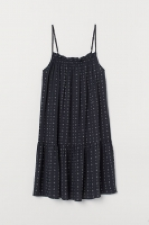 Vestido con volante 8.99 €
