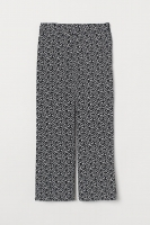 Pantalón amplio 7.99 €