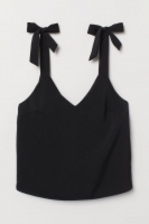 Top con escote de pico 4.99 €